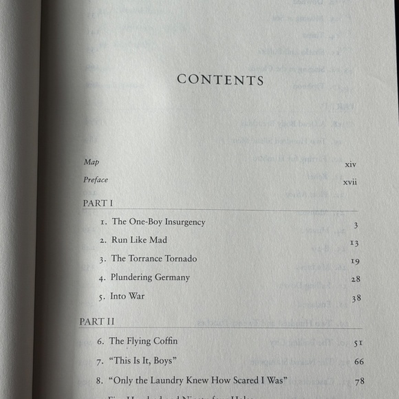 Pillars of the Earth by Ken Follett - Picture 5 of 7